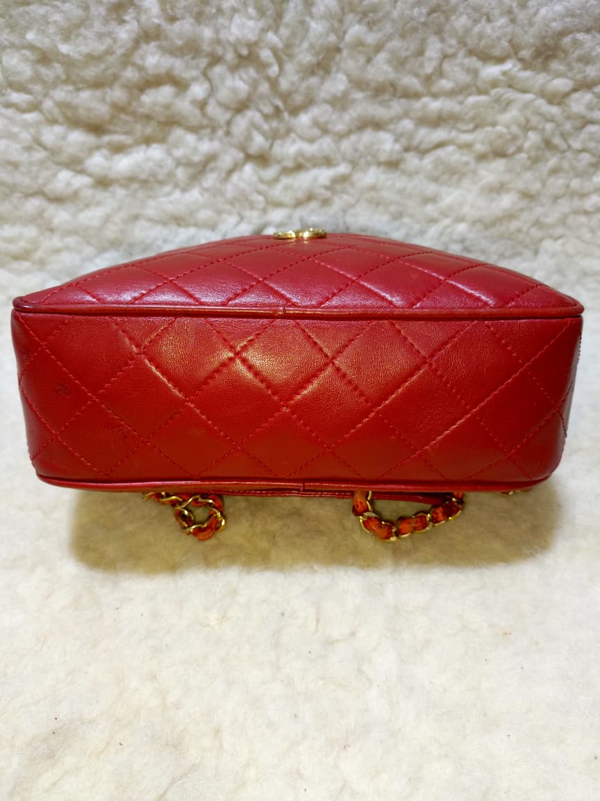 Authentic Vintage 1980s Chanel Red Quilted Lambskin Shoulder Bag – Pre-Owned Luxury