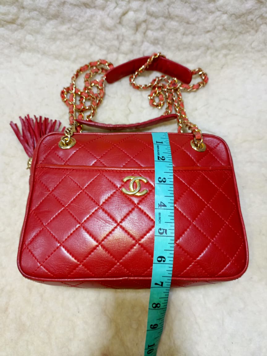 Authentic Vintage 1980s Chanel Red Quilted Lambskin Shoulder Bag – Pre-Owned Luxury