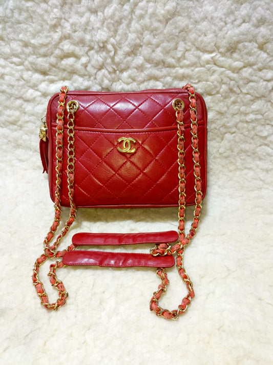 Authentic Vintage 1980s Chanel Red Quilted Lambskin Shoulder Bag – Pre-Owned Luxury